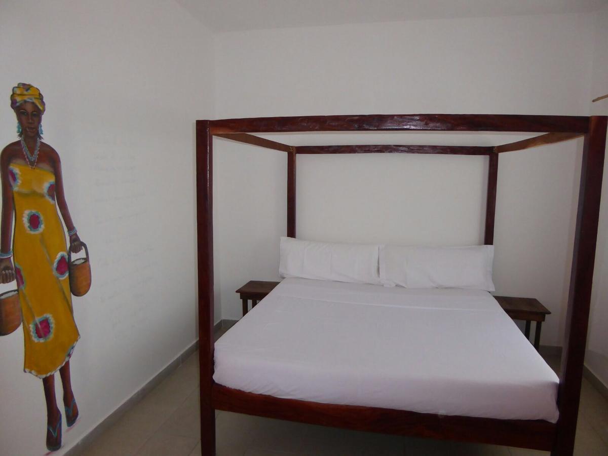 Sarawally Guesthouse Ampaya Extérieur photo