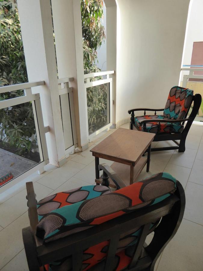 Sarawally Guesthouse Ampaya Extérieur photo