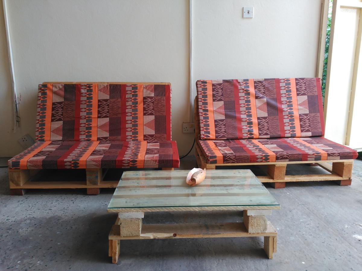 Sarawally Guesthouse Ampaya Extérieur photo